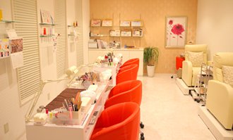 AVA NAIL 西中島店外観